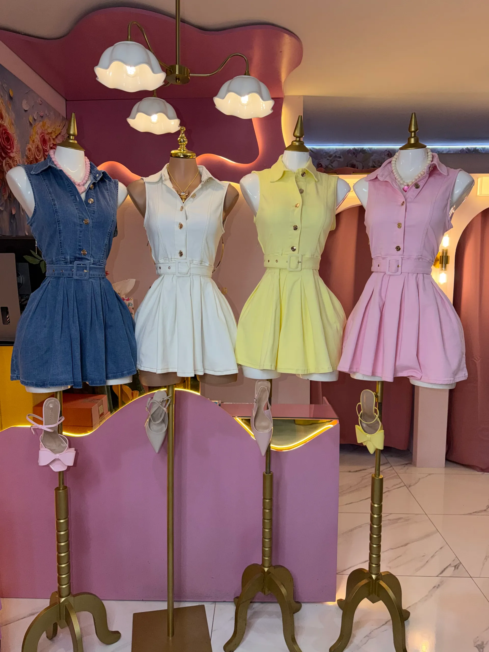 Vestido plisado de cinturon