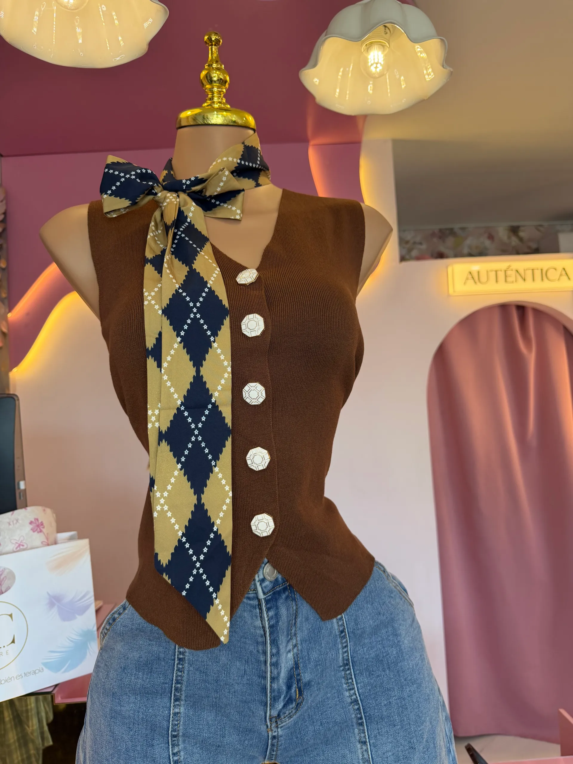 Blusa tipo Chaleco de punto 