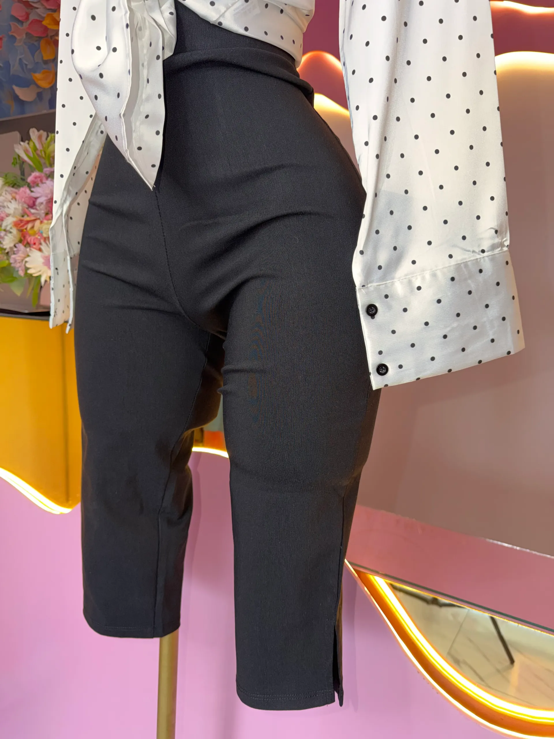 Capri negro 