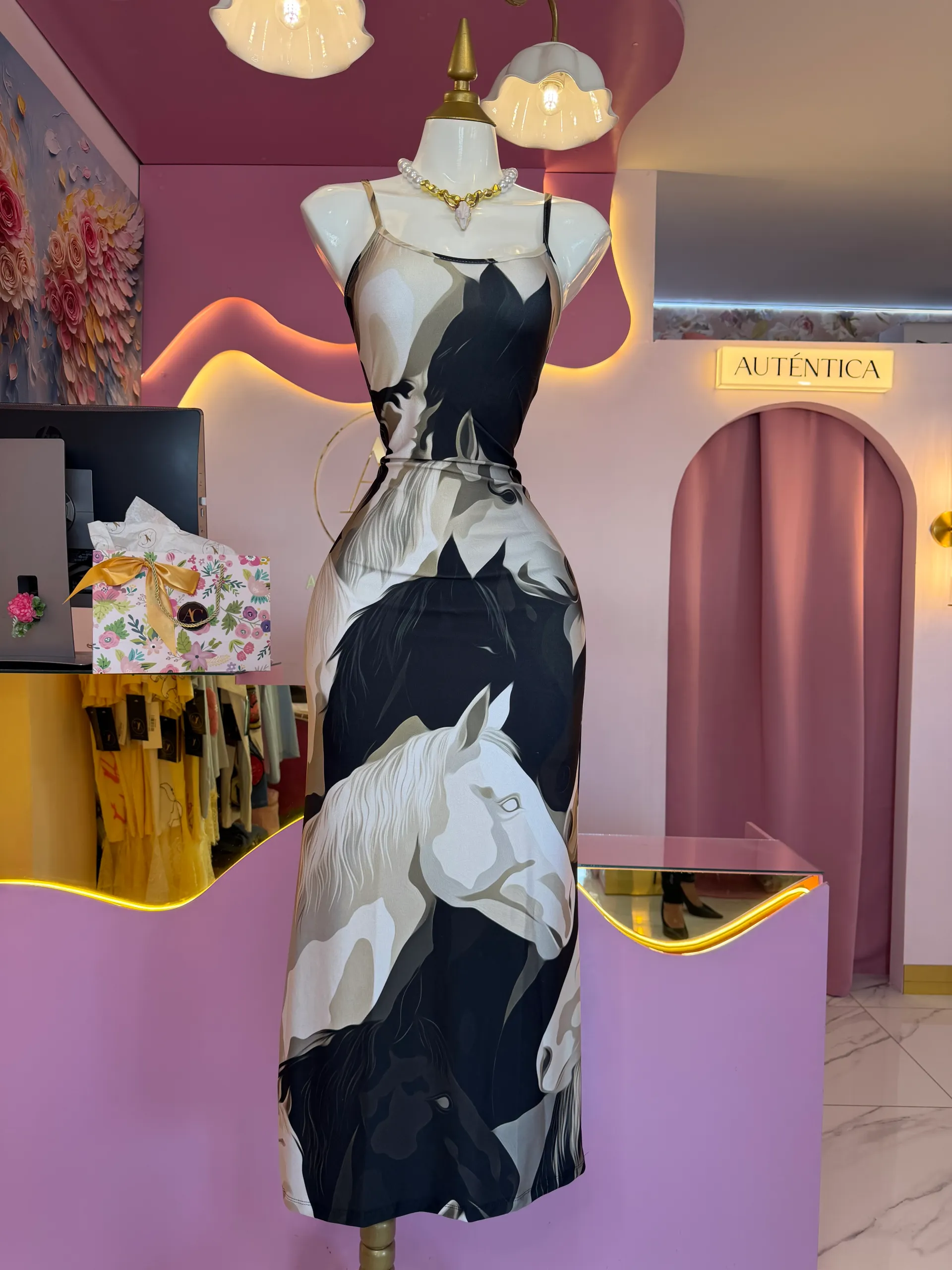 Vestido estampado caballos