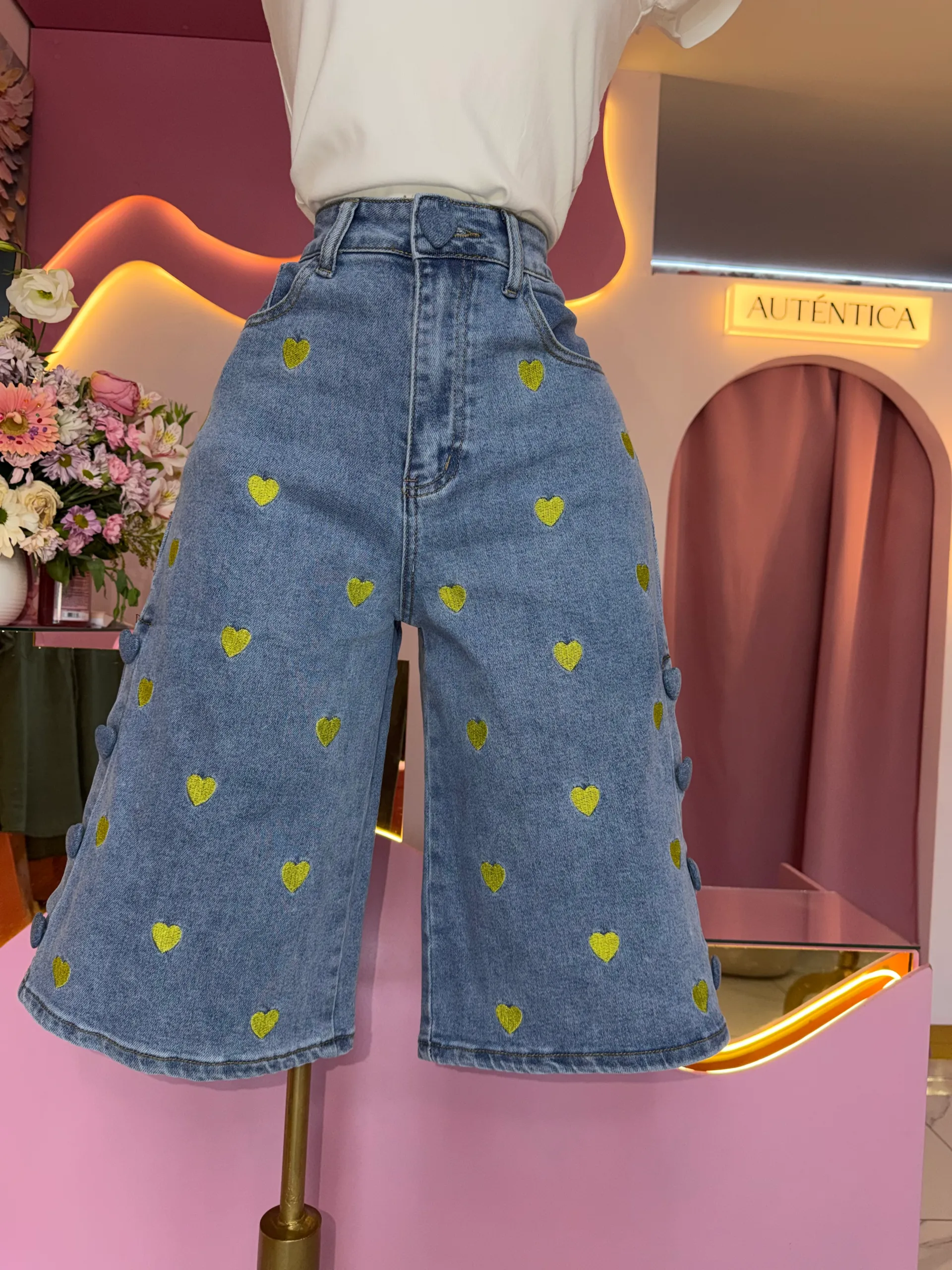 Short bermuda corazones