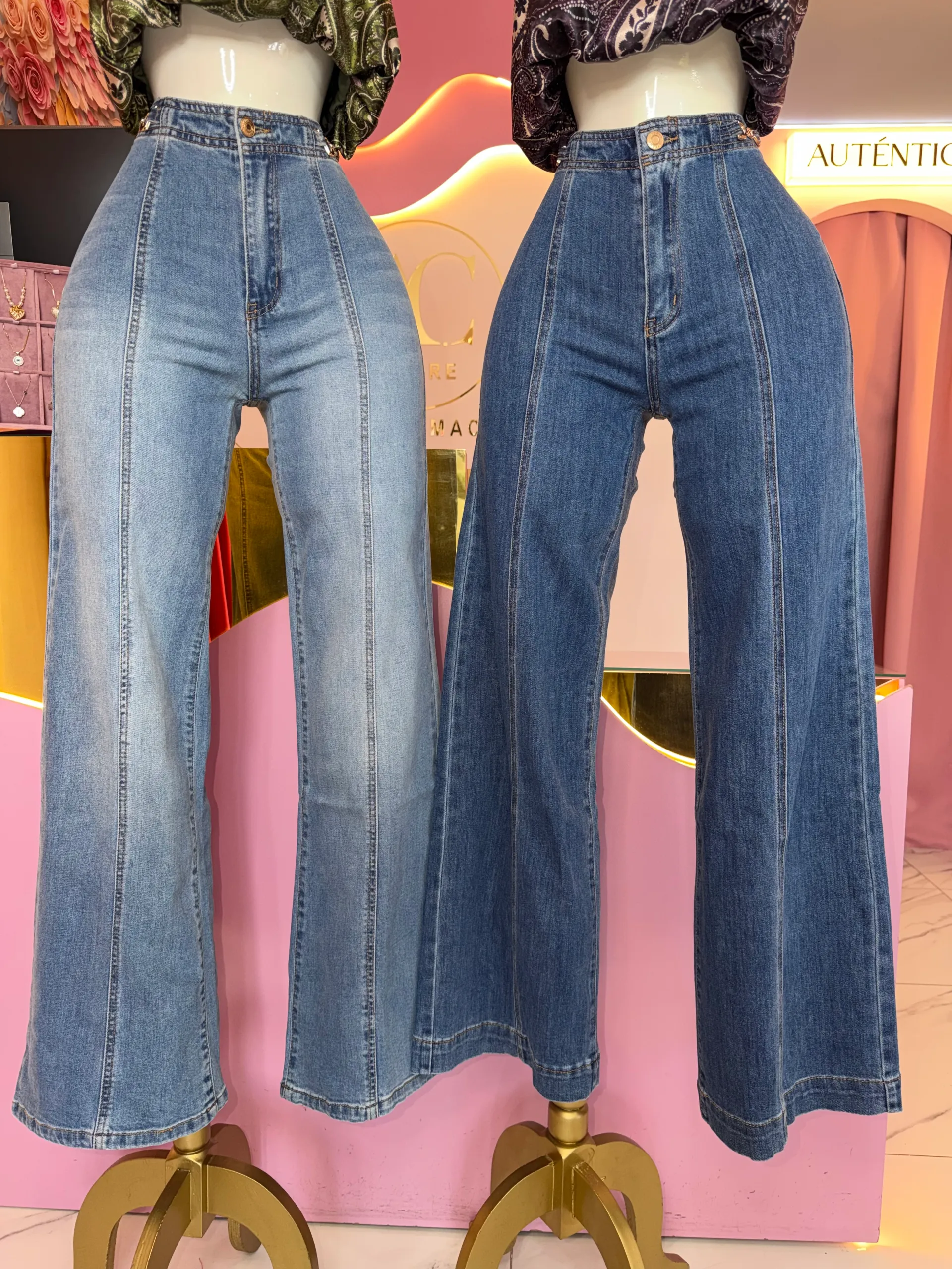 Pantalón denim detalle en cintura 