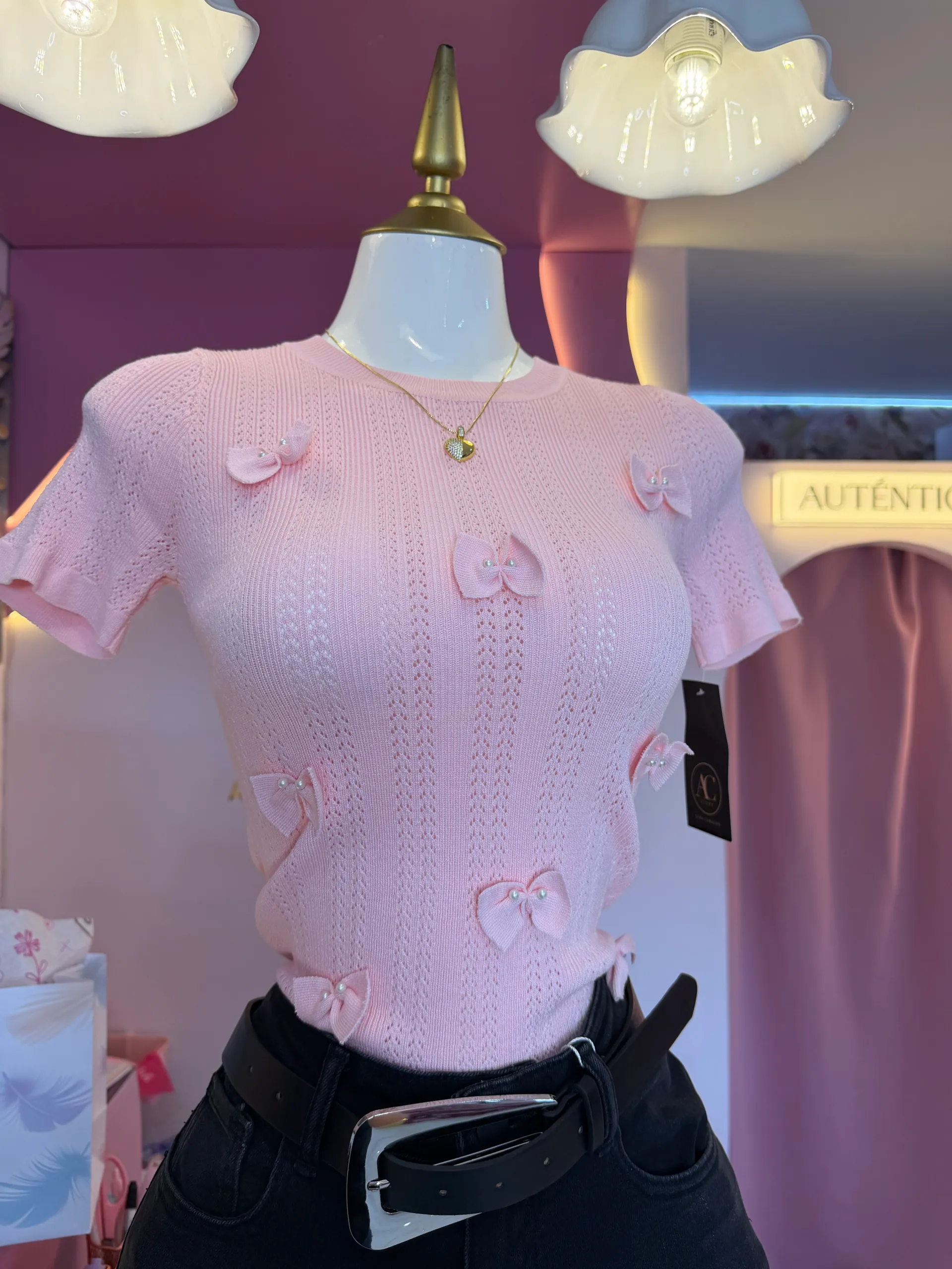 Blusa de moñitos 