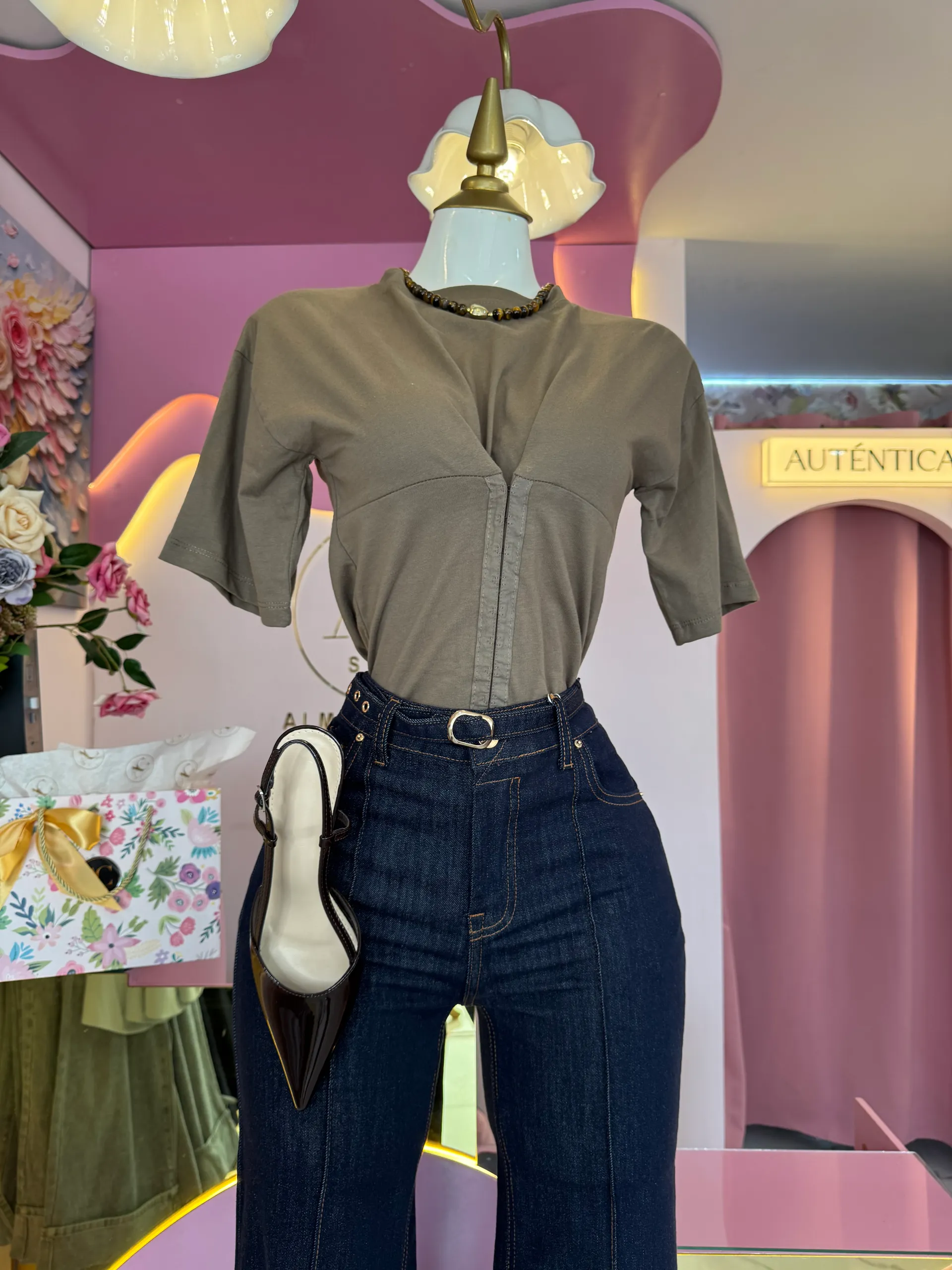 Blusa tipo corset 