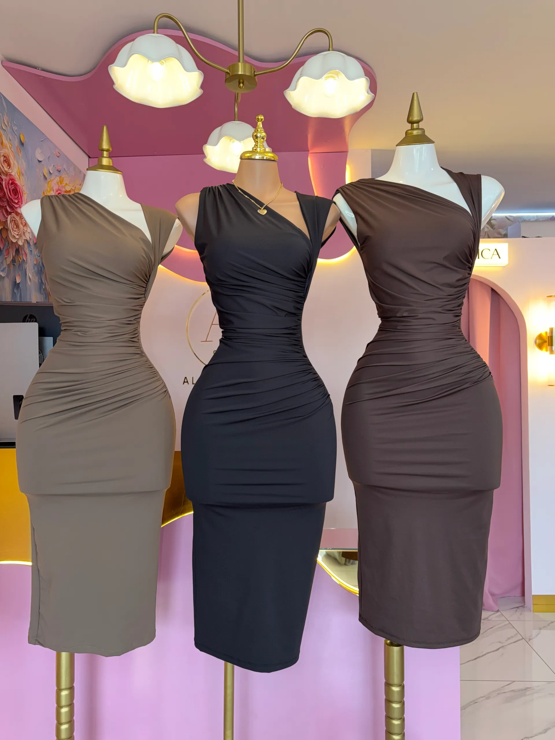 Vestido drapeado midi
