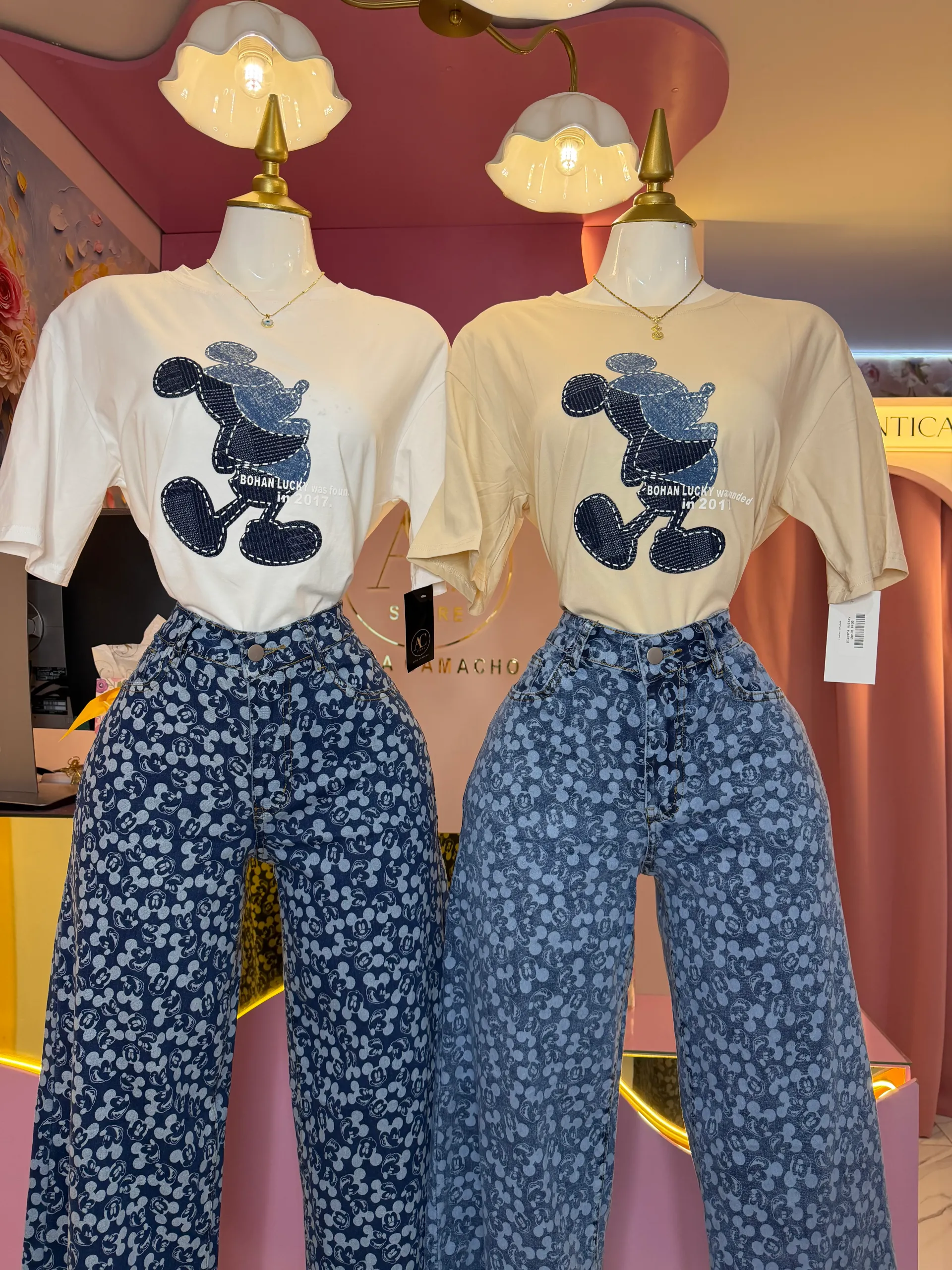 Playera de Mickey Mouse en mezclilla